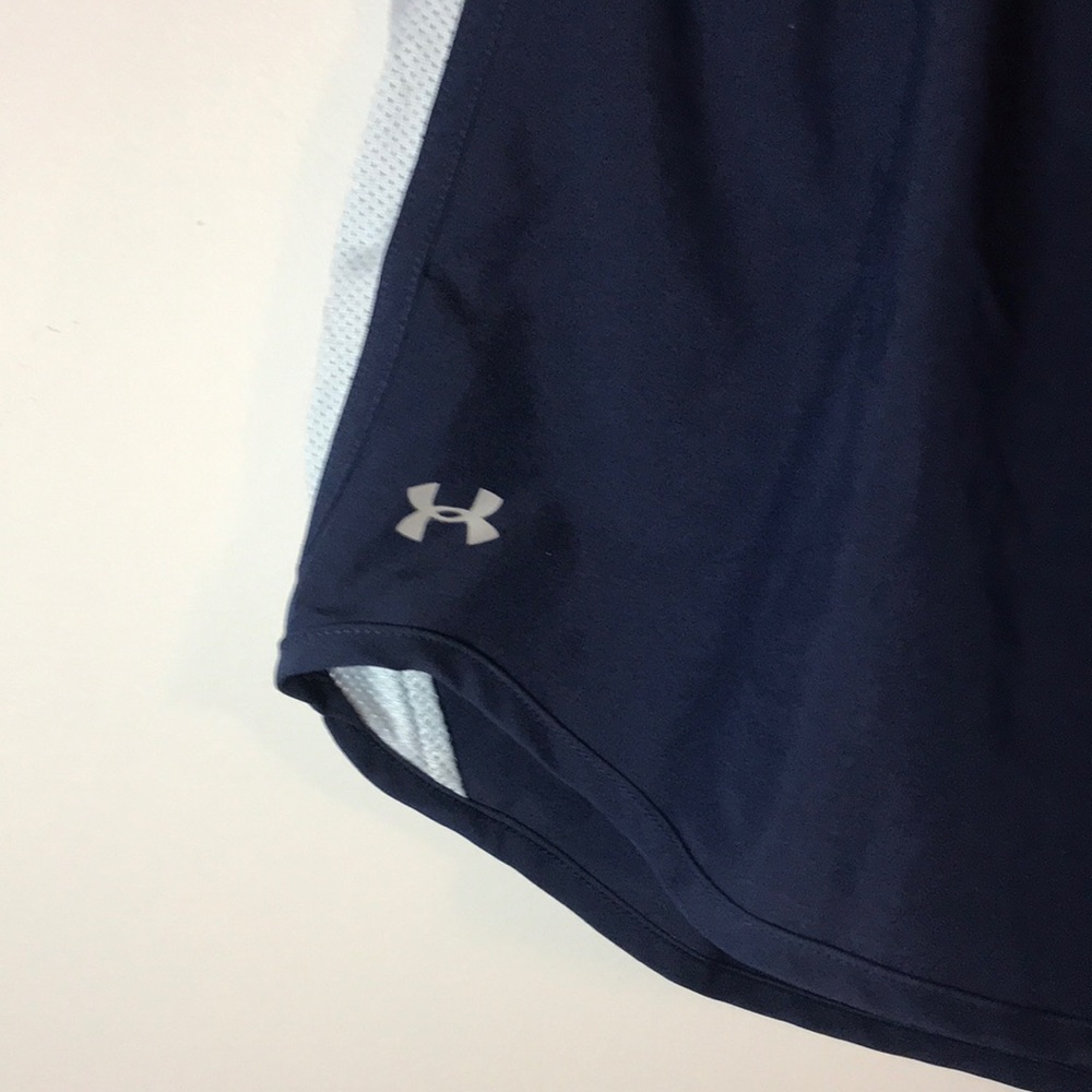 UNDER ARMOUR ATHLETIC RUNNING SHORTS - Picture 2 of 4
